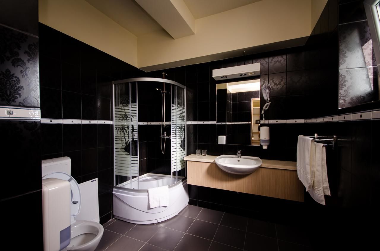 Апарт-отели Apart Hotel Bonjour Cluj Клуж-Напока