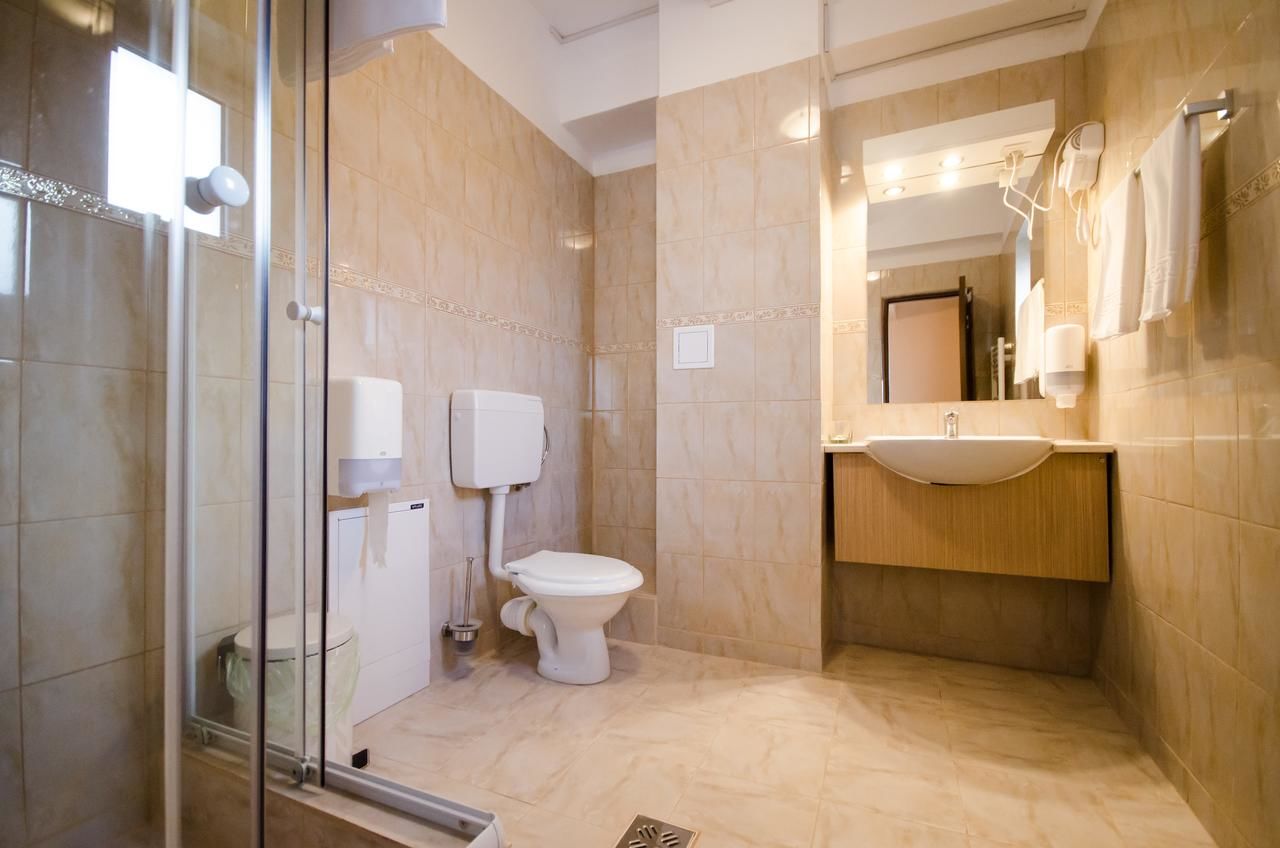 Апарт-отели Apart Hotel Bonjour Cluj Клуж-Напока-20